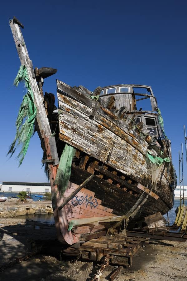 Fotos: El Vaporcito de El Puerto, diez años después de su hundimiento