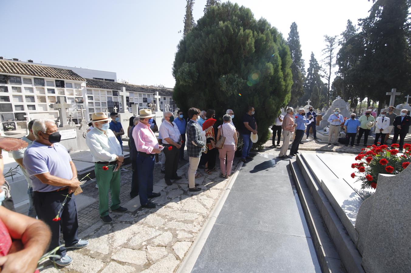 El homenaje a Manolete en el 74 aniversario de su muerte, en imágenes