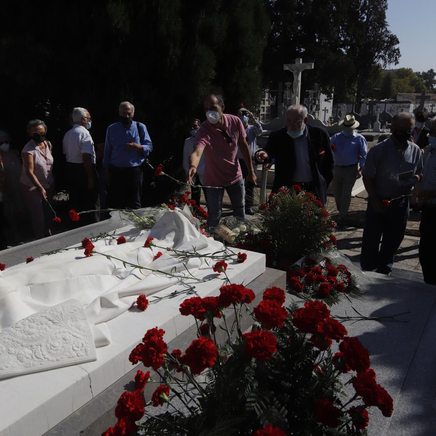 El homenaje a Manolete en el 74 aniversario de su muerte, en imágenes