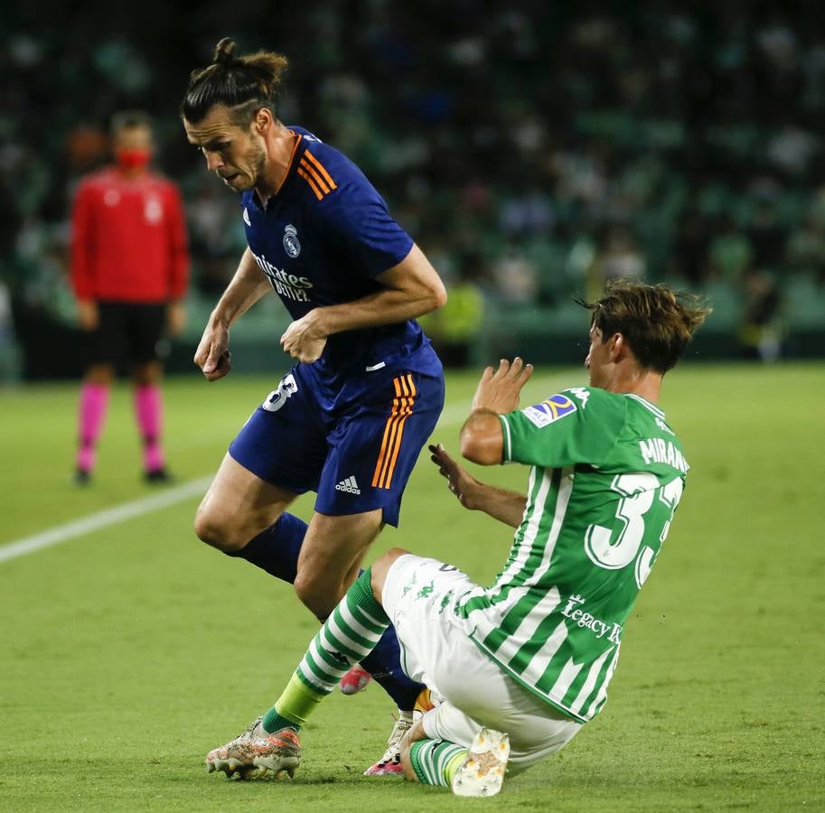 Partido entre el Real Betis y el Real Madrid disputado en el Benito Villamarín