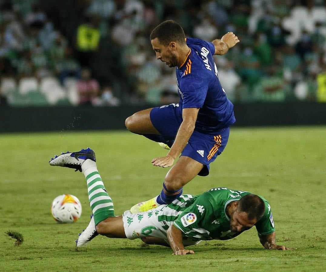 Partido entre el Real Betis y el Real Madrid disputado en el Benito Villamarín