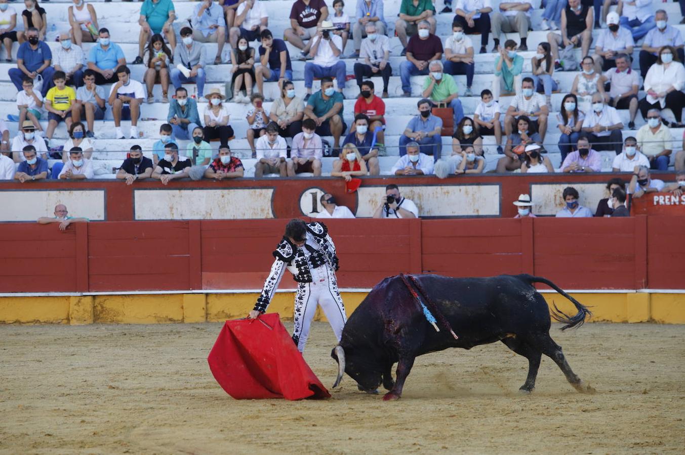 La feria taurina de Cabra, en imágenes