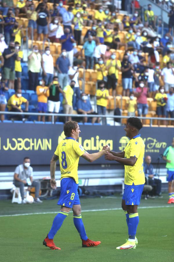 FOTOS: El Cádiz - Osasuna, en imágenes