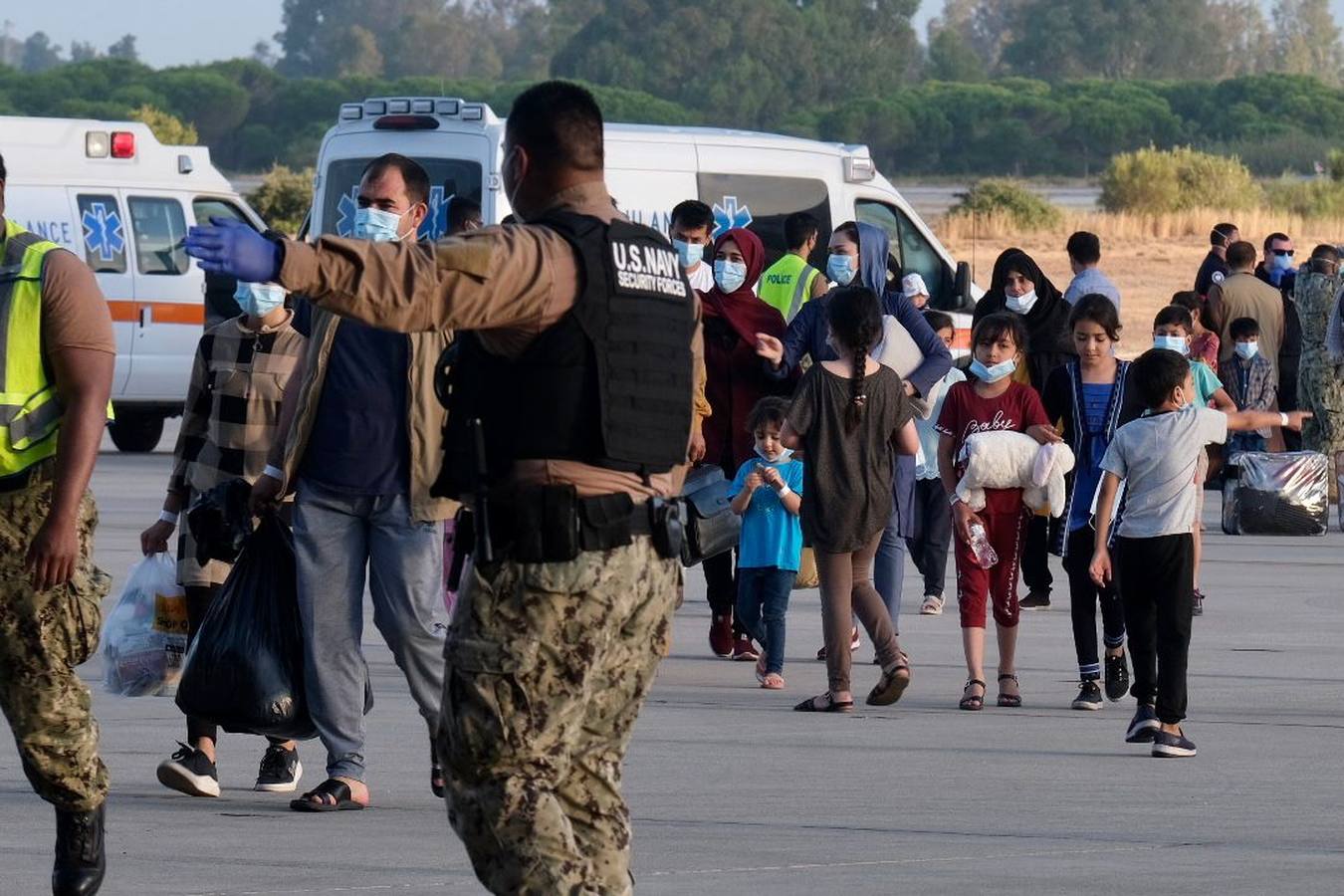 Fotos: Llega el sexto avión a Rota con refugiados procedentes de Afganistán