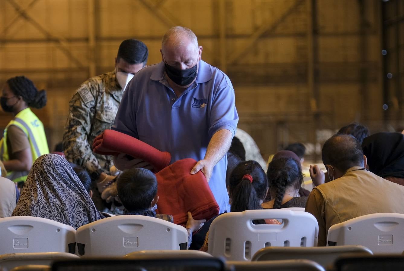 FOTOS: Así viven los refugiados afganos en la Base Naval de Rota