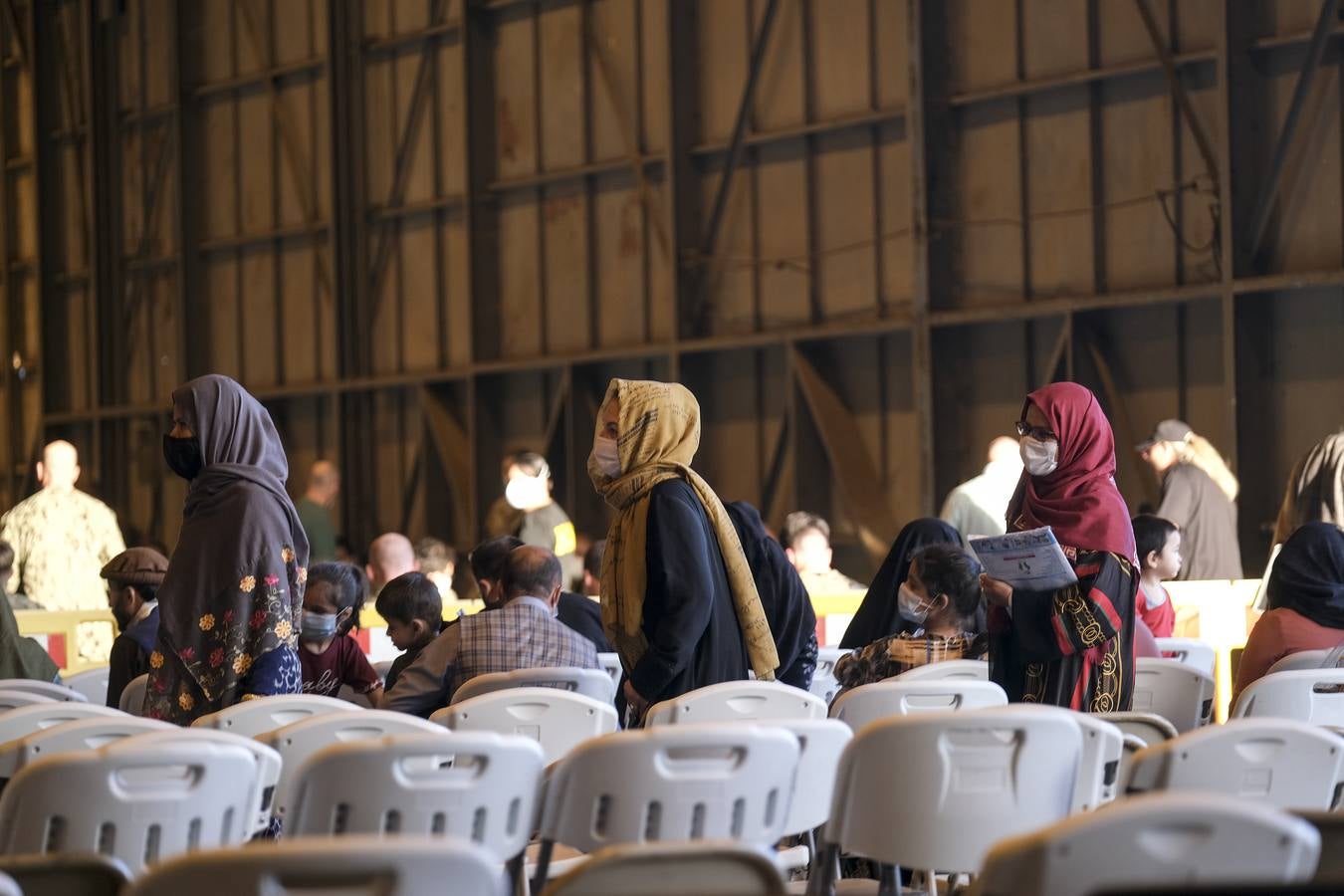 FOTOS: Así viven los refugiados afganos en la Base Naval de Rota