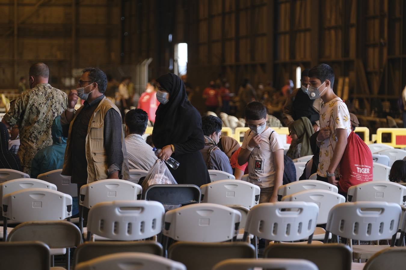 FOTOS: Así viven los refugiados afganos en la Base Naval de Rota