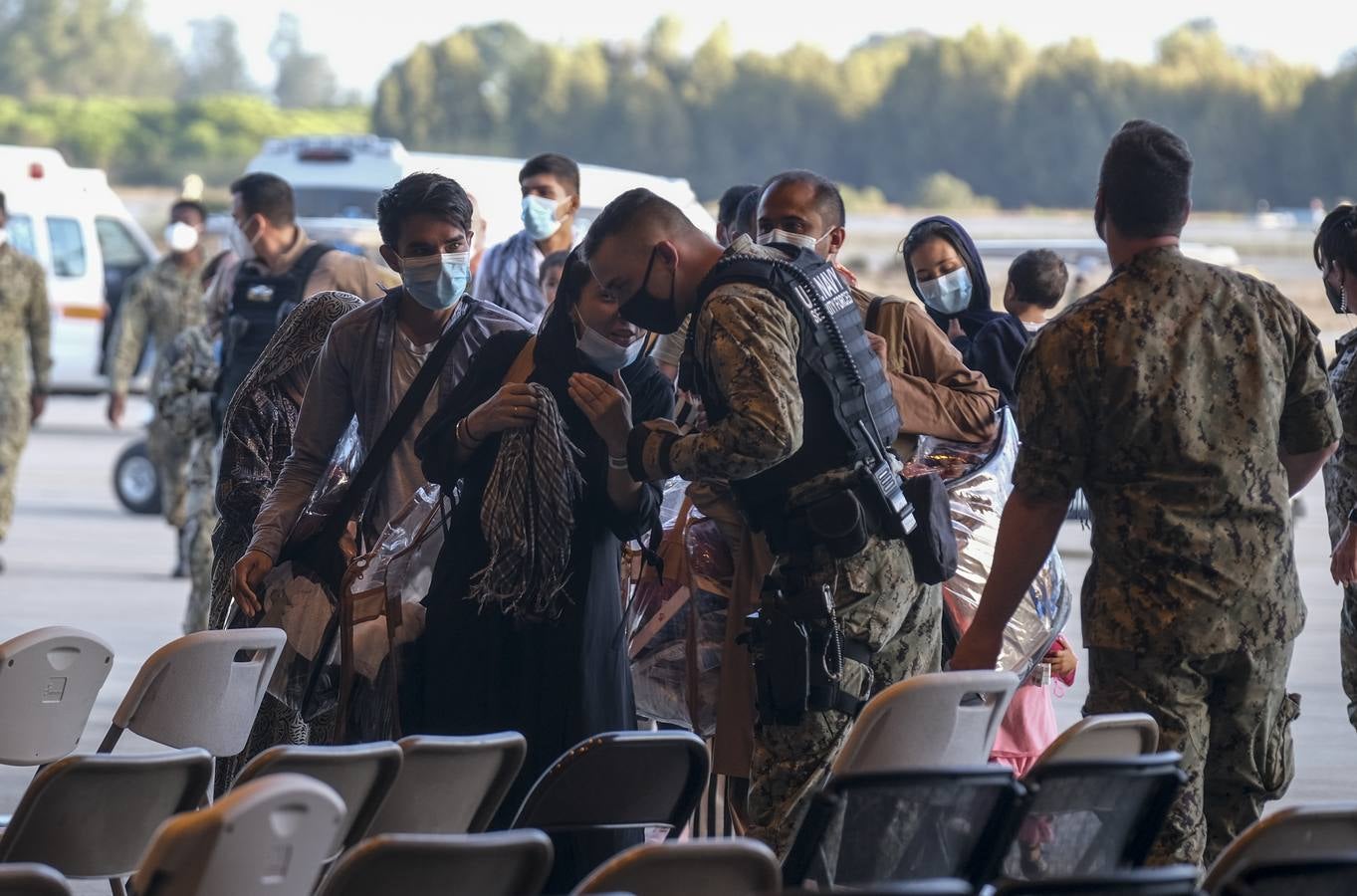 FOTOS: Así viven los refugiados afganos en la Base Naval de Rota