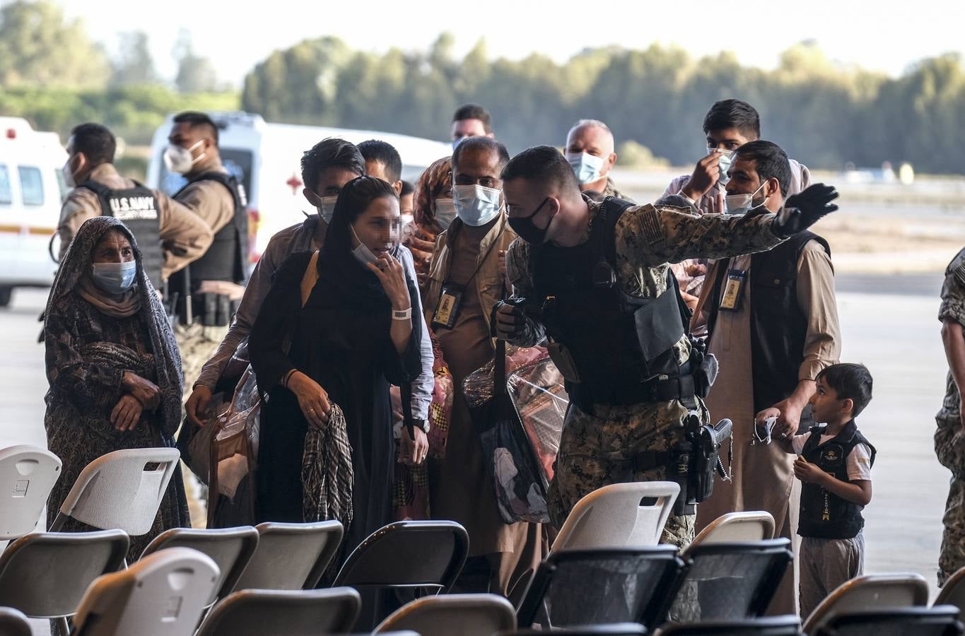 FOTOS: Así viven los refugiados afganos en la Base Naval de Rota