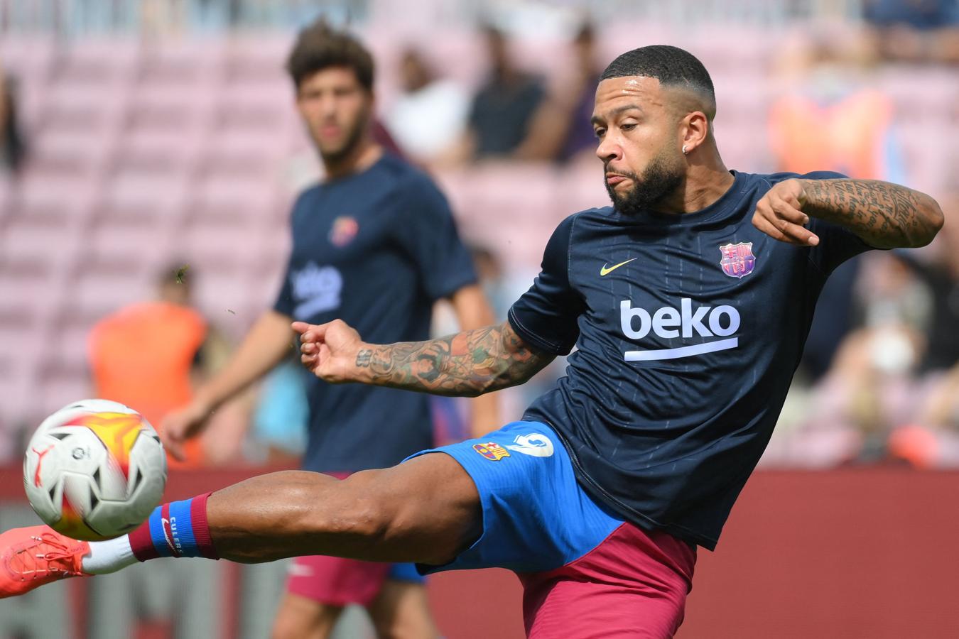 Memphis Depay, Valor: 45 millones. Delantero, 27 años. El Barcelona no pagó traspaso por él.