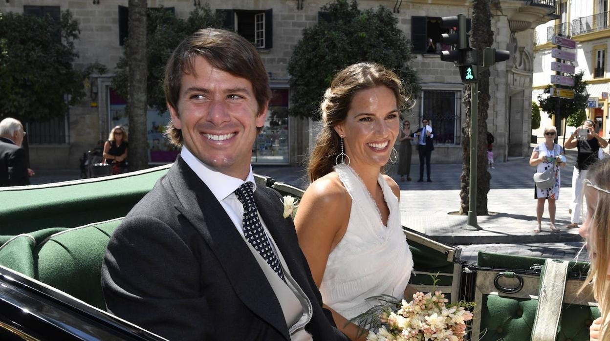 La boda de Carlos Cortina y Carla Vega-Penichet, en imágenes