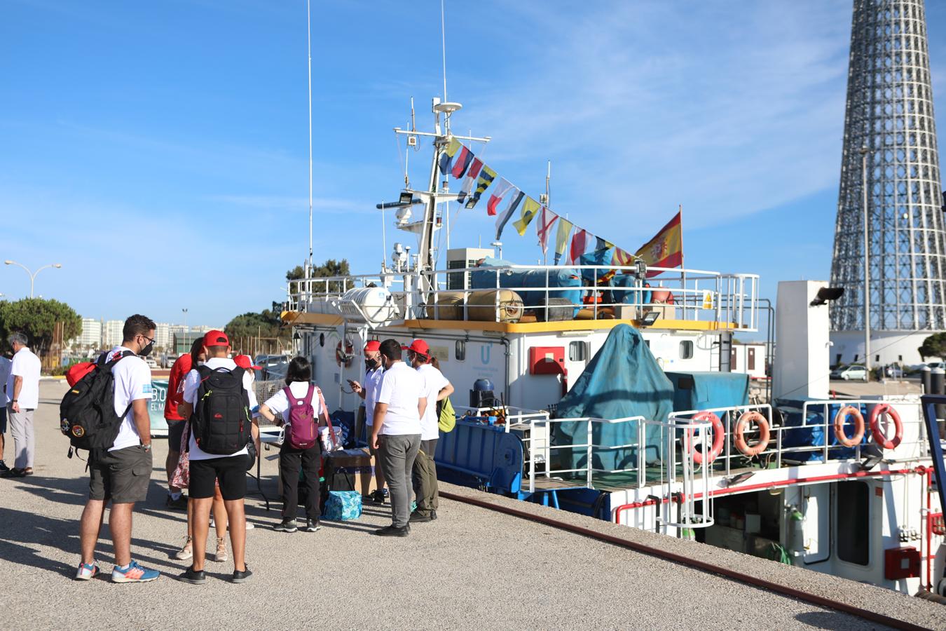 Fotos: La salida del buque oceanográfico &#039;UCAdiz&#039;