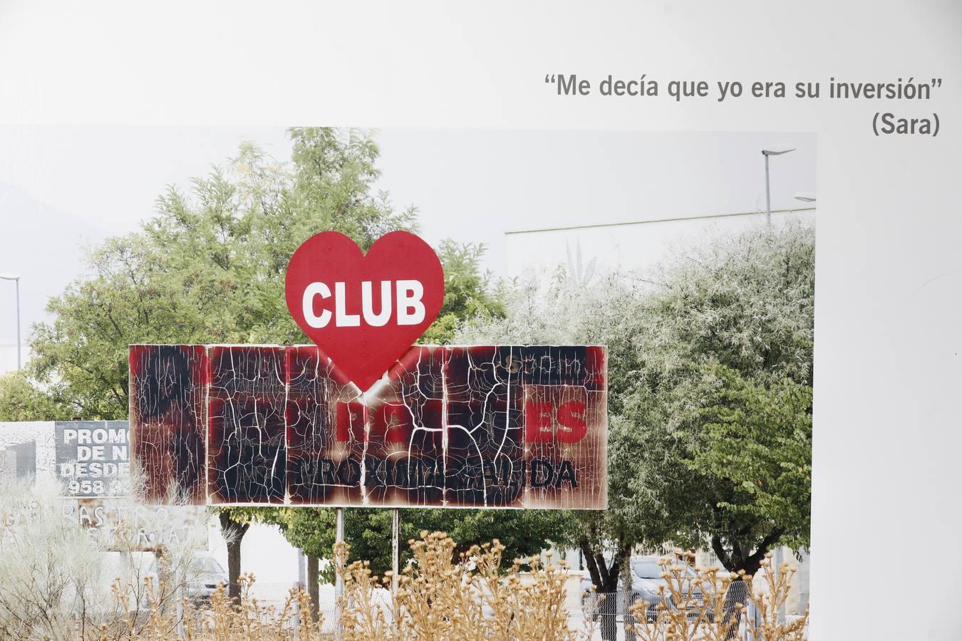 La muestra sobre la trata en El Patio de los Naranjos de Córdoba, en imágenes