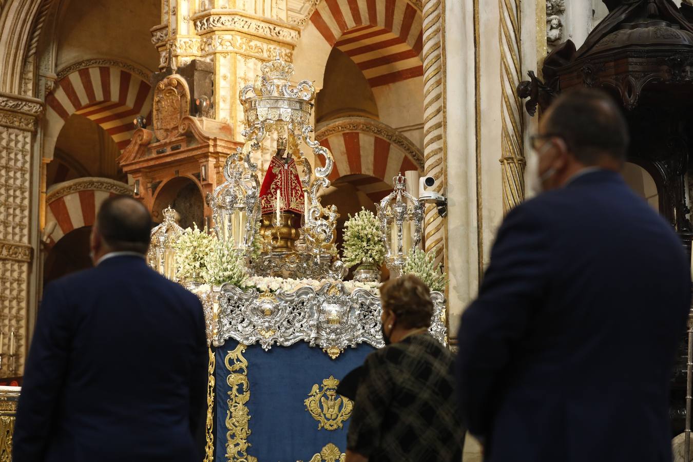 La misa en honor a la Virgen de la Fuensanta de Córdoba, en imágenes