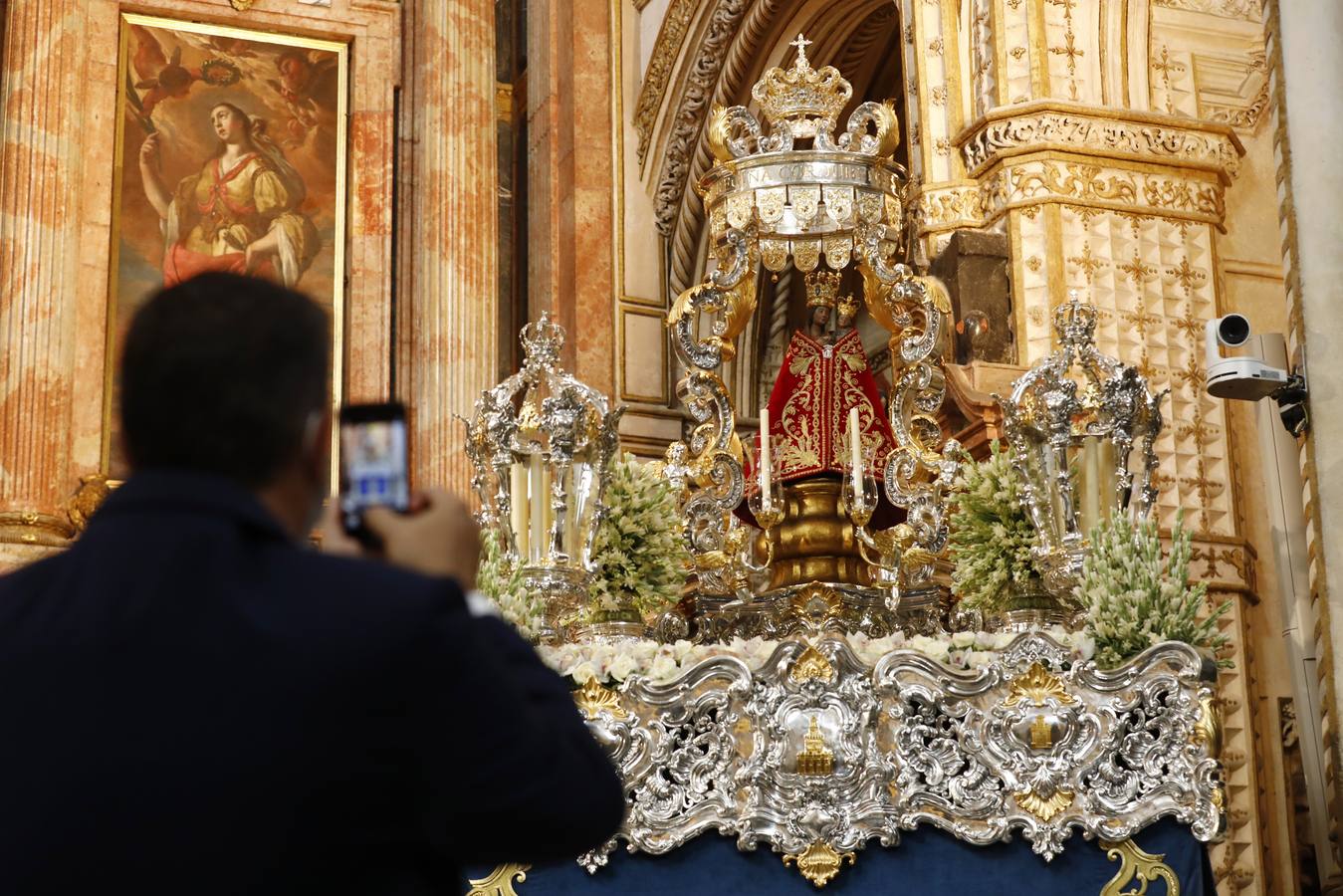 La misa en honor a la Virgen de la Fuensanta de Córdoba, en imágenes