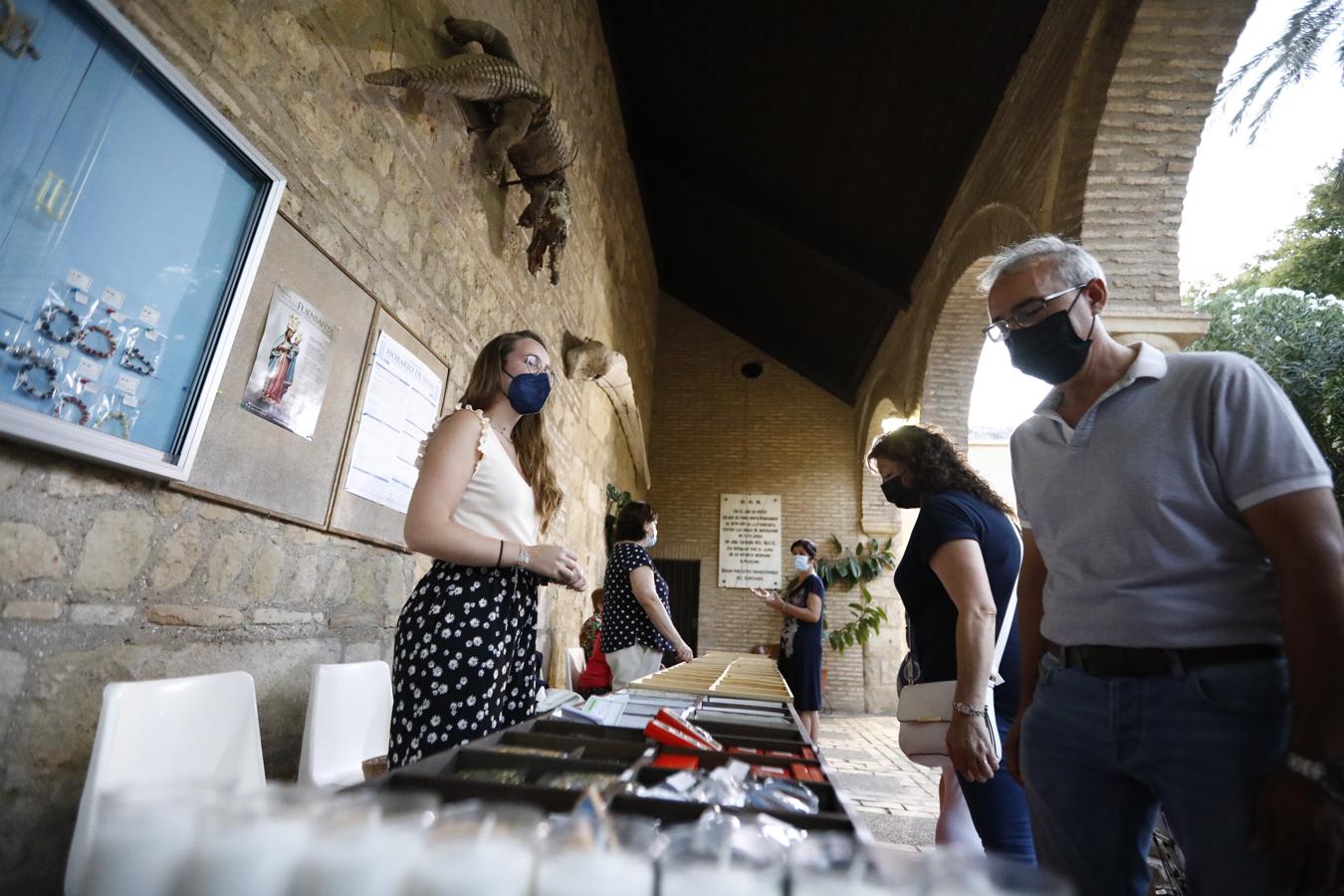 En imágenes, el gran ambiente de la víspera de la Velá pese a la pandemia