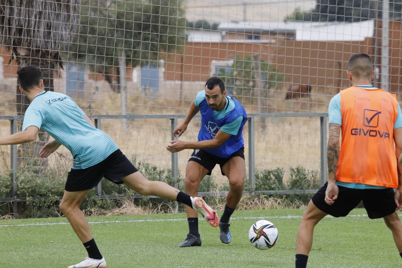 El entrenamiento del Córdoba CF en la festividad de la Virgen de la Fuensanta, en imágenes