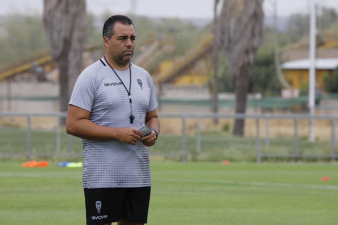 El entrenamiento del Córdoba CF en la festividad de la Virgen de la Fuensanta, en imágenes