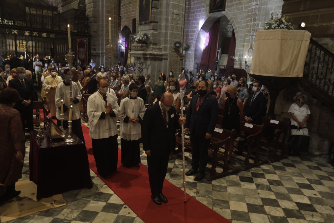 En imágenes: Así ha sido la procesión de la Virgen de los Milagros, en El Puerto