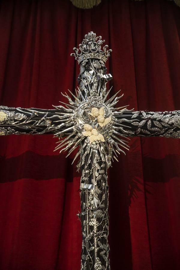 La Cruz del Señor de los Reyes de Córdoba, en imágenes