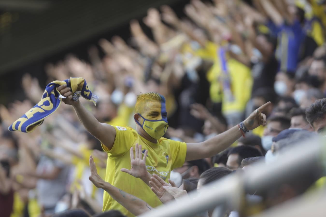 Búscate en el partido del Cádiz CF vs Real Sociedad