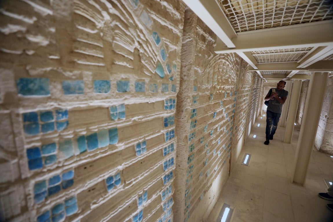 Vista del interior de la tumba. 