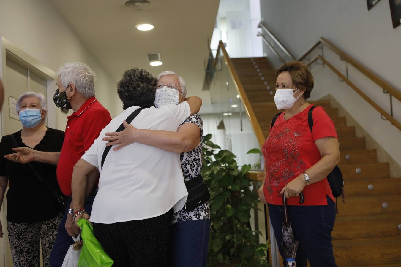 En imágenes , la reapertura de los centros de mayores de Córdoba