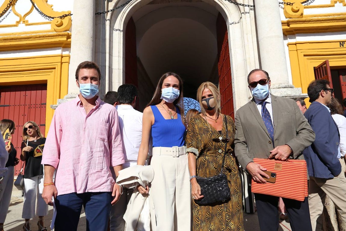 José Luis García Palacios Fauré, Ángela Salcines, Rocío Fauré y José Luis García Palacios. 