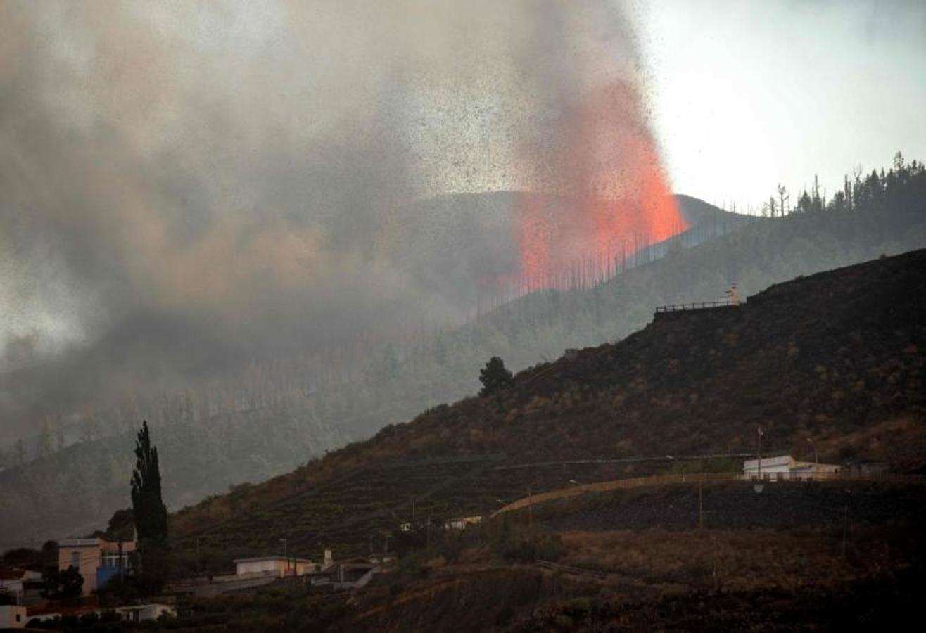 El día después de la erupción del volcán, en imágenes