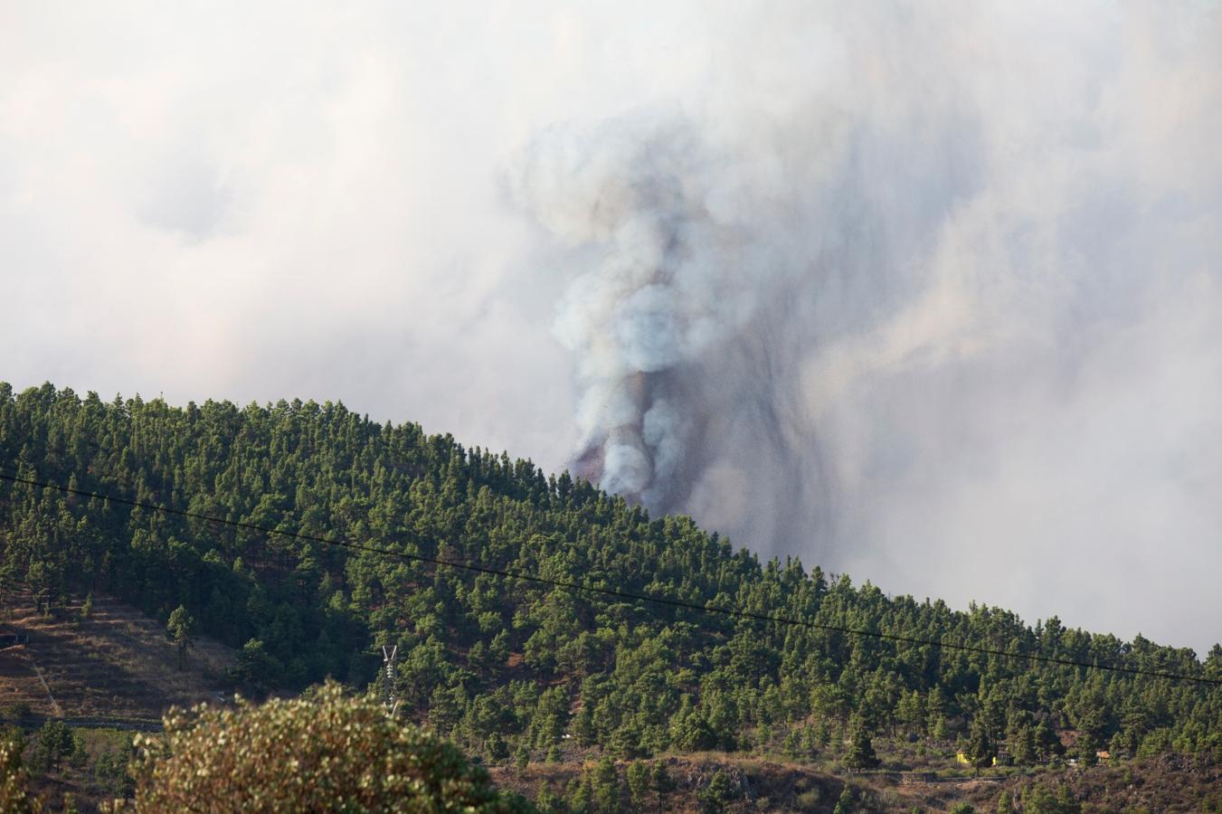 El día después de la erupción del volcán, en imágenes