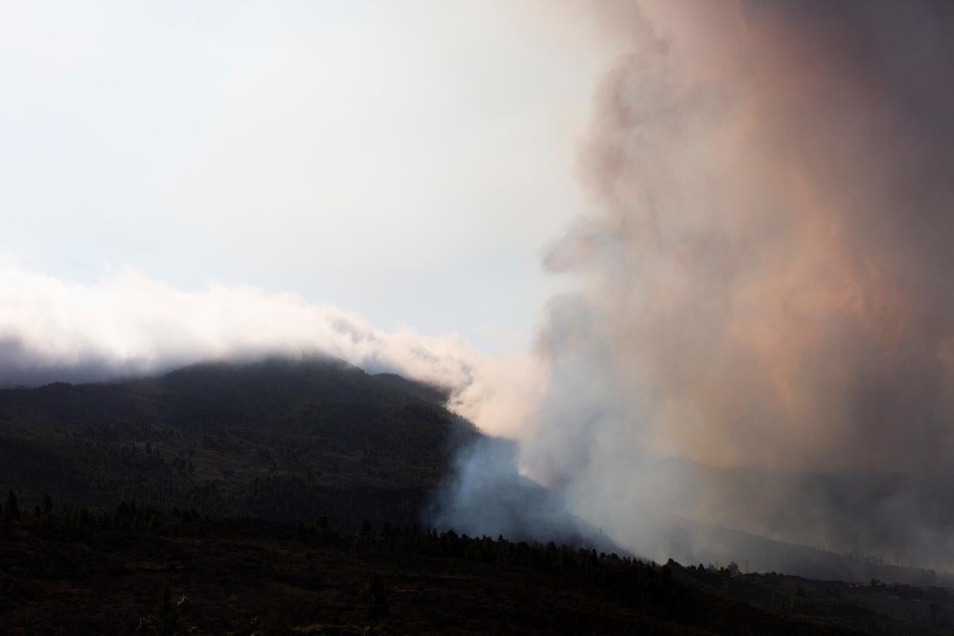 El día después de la erupción del volcán, en imágenes