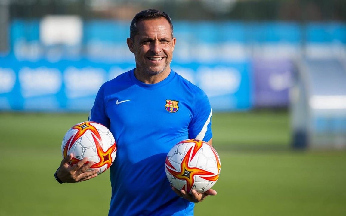 Sergi Barjuán. El entrenador del Barça B sería una solución de urgencia en caso de que no saliesen adelante los demás candidatos. Volvió al club este verano después de entrenar, entre otros, a Recreativo, Almería y Mallorca.