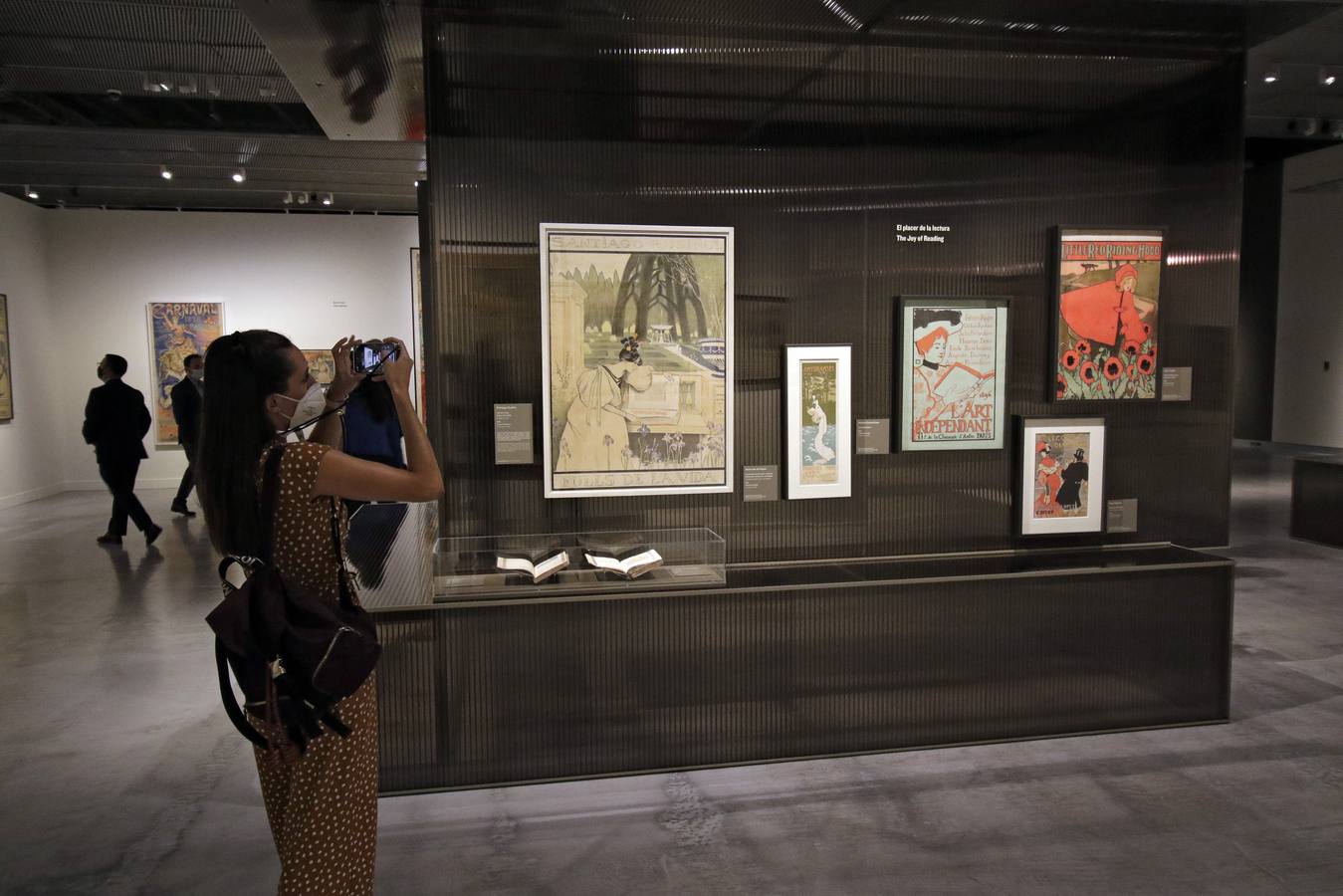 Inauguración de la muestra 'Carteles de la vida moderna' en CaixaForum