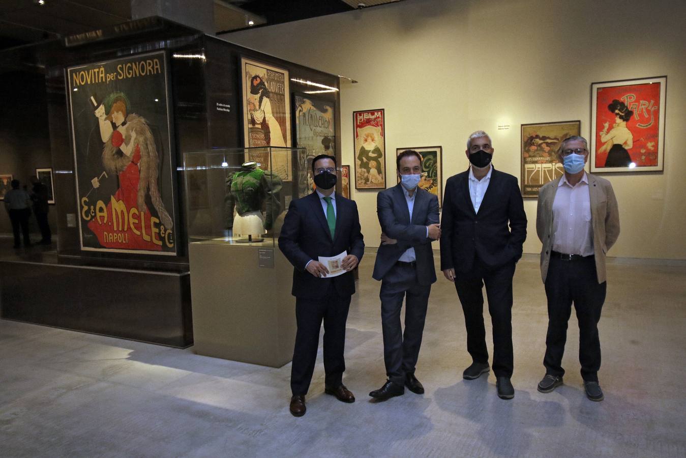 Inauguración de la muestra 'Carteles de la vida moderna' en CaixaForum