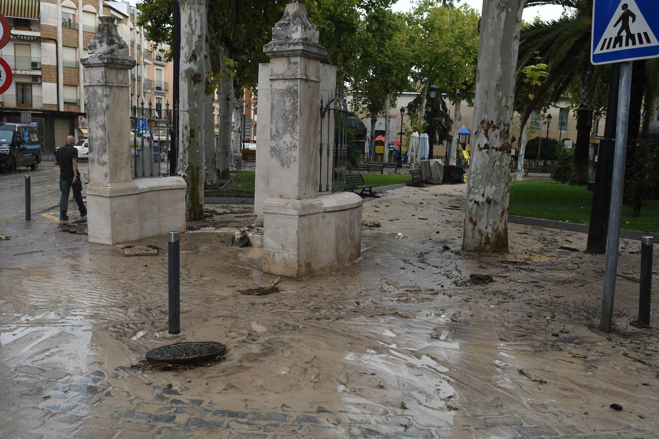 Inundaciones en Córdoba | La tromba de agua en Lucena y sus consecuencias, en imágenes