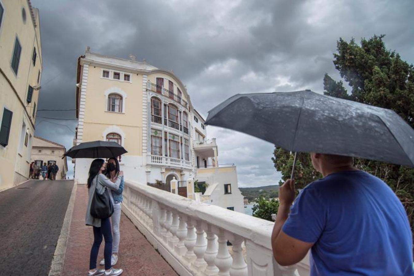 La DANA está causando inundaciones en varias zonas de Menorca y problemas de circulación. 