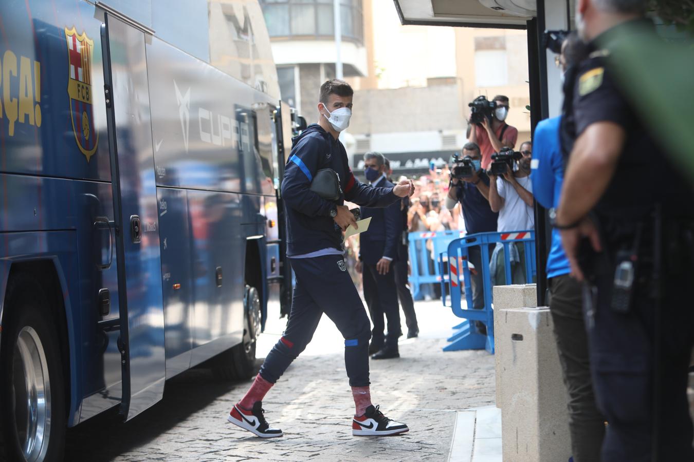 FOTOS: La llegada del Barcelona a Cádiz