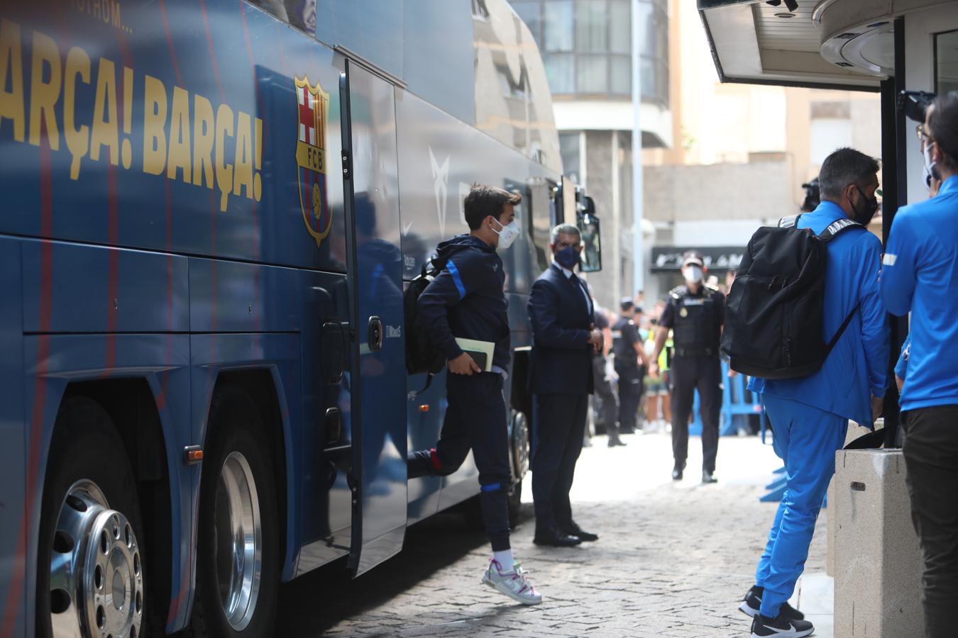 FOTOS: La llegada del Barcelona a Cádiz