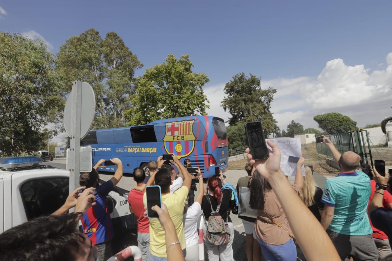 FOTOS: La llegada del Barcelona a Cádiz