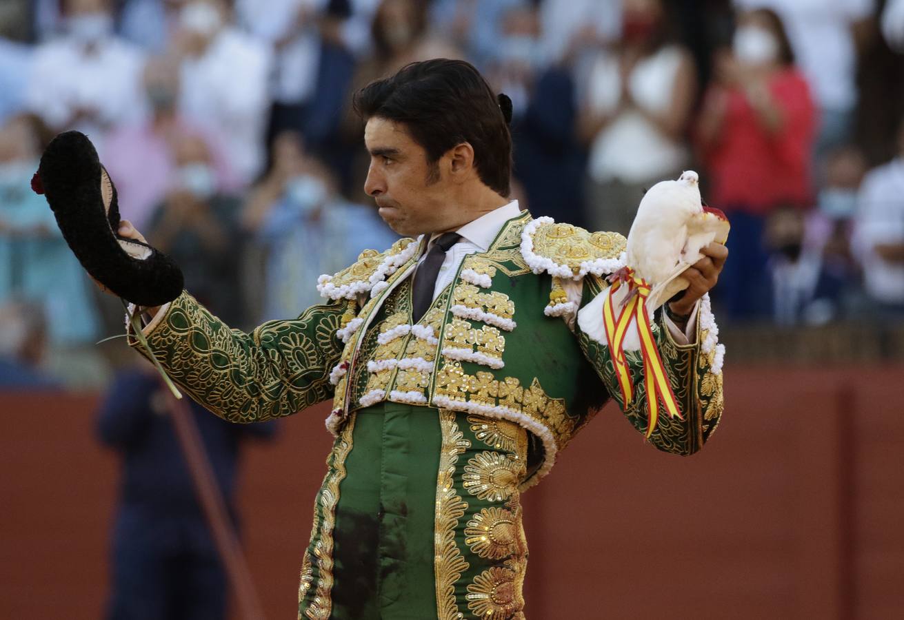 En imágenes, la séptima corrida de la Feria de San Miguel de Sevilla