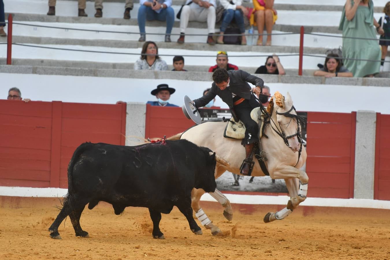 En imágenes, la triunfal tarde de rejones en la feria taurina de Pozoblanco