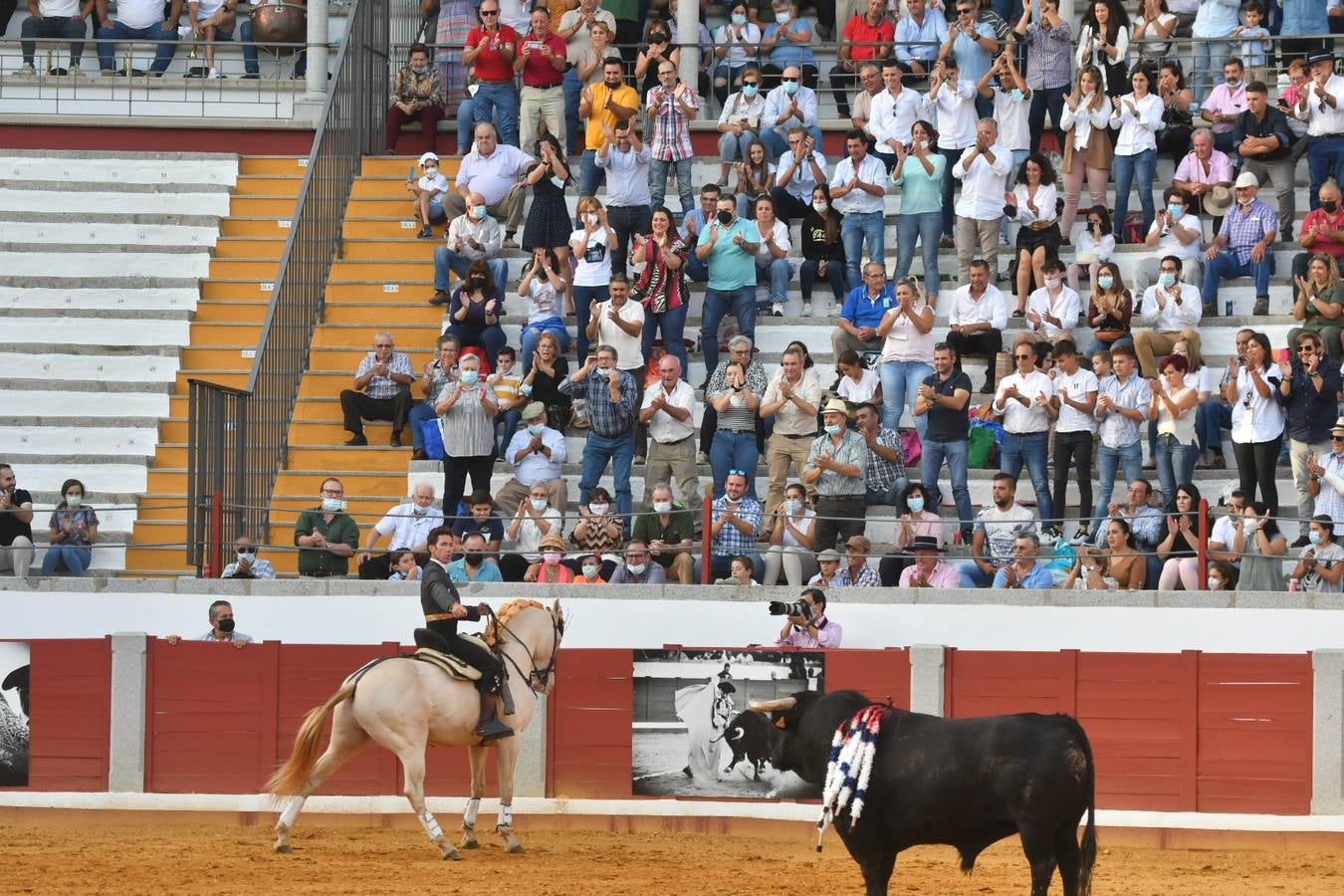 En imágenes, la triunfal tarde de rejones en la feria taurina de Pozoblanco