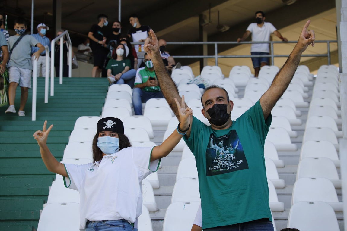 La alegría del Arcángel en la cuarta victoria del Córdoba CF ante el Don Benito