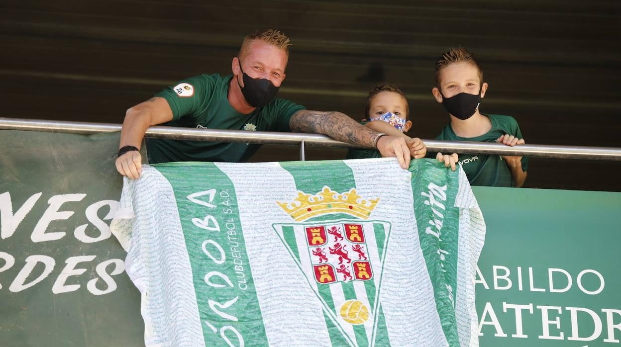 La alegría del Arcángel en la cuarta victoria del Córdoba CF ante el Don Benito