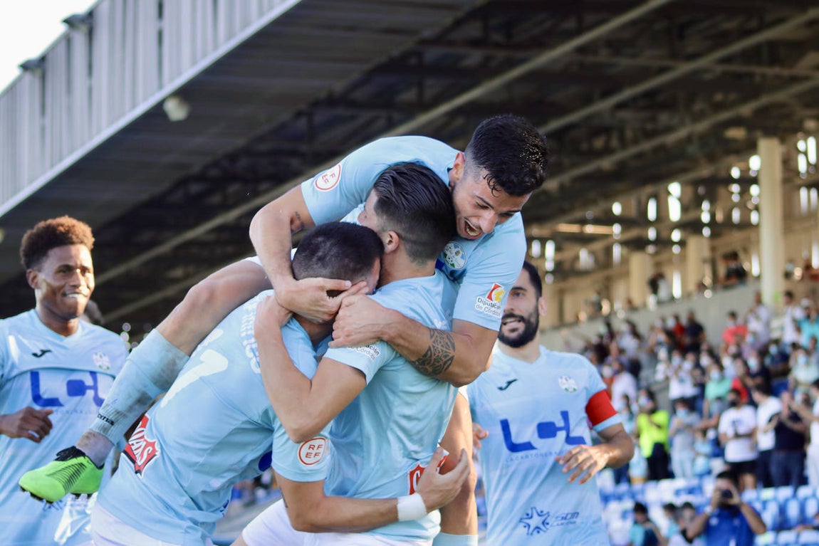 Las mejores imágenes del Ciudad de Lucena - Recreativo de Huelva