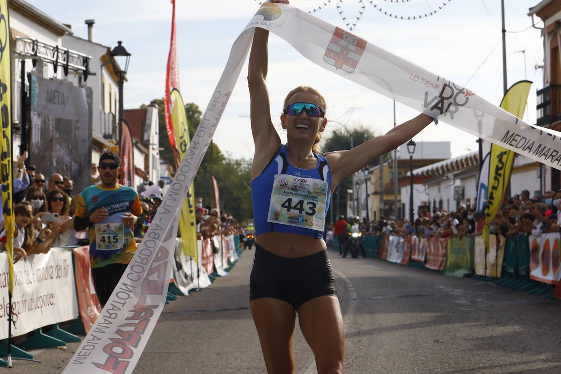 La media maratón Córdoba-Almodóvar, en imágenes