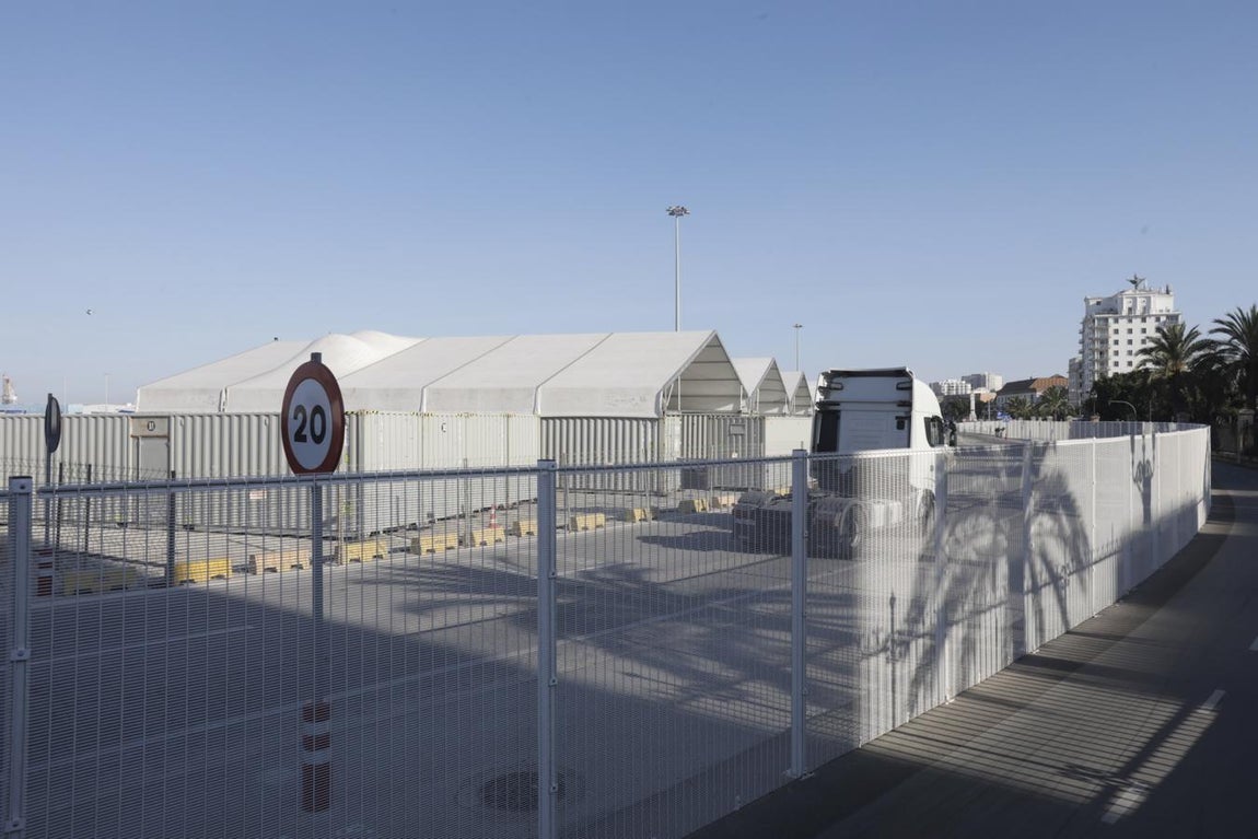 FOTOS: El SailGP se instala en Cádiz