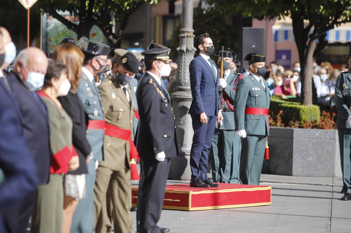 El izado de la bandera de España en los actos de la Guardia Civil por su patrona, en imágenes