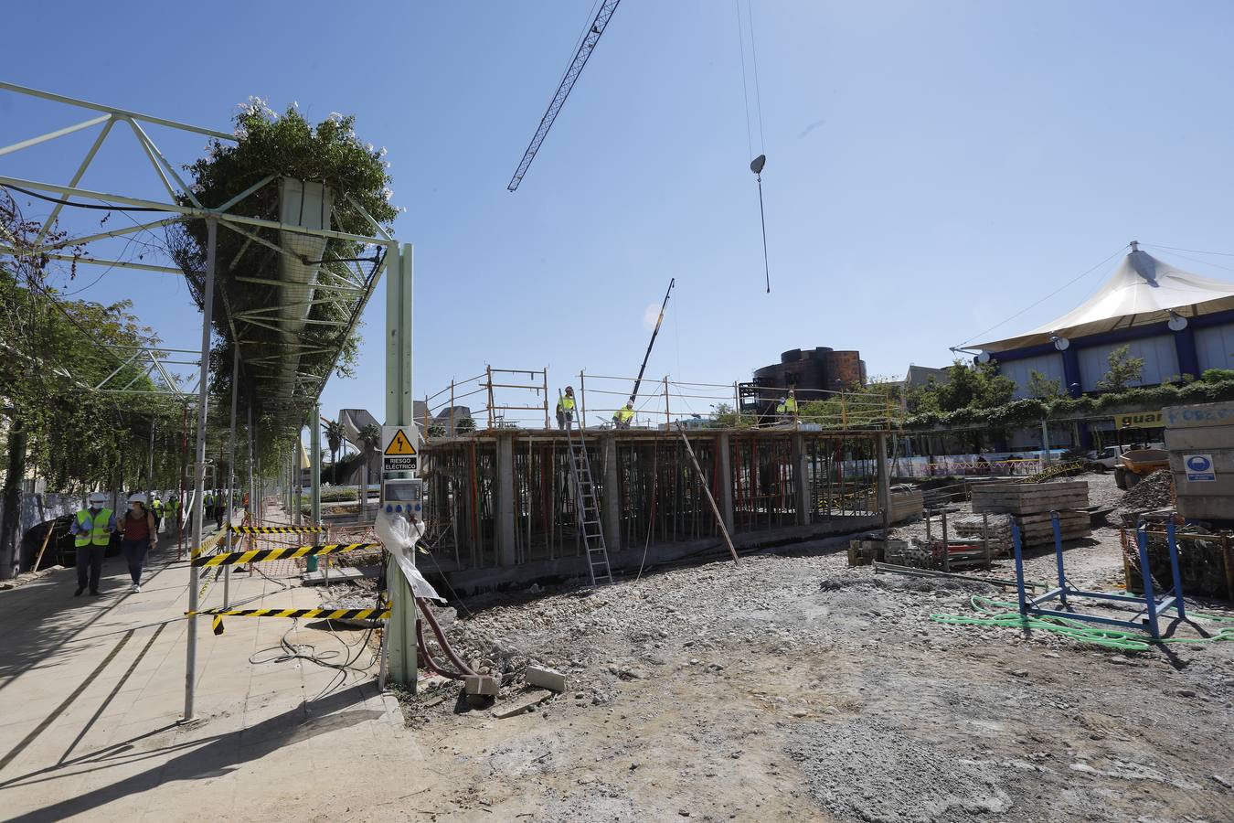 En imágenes, visita a las obras del proyecto Cartuja Qanat