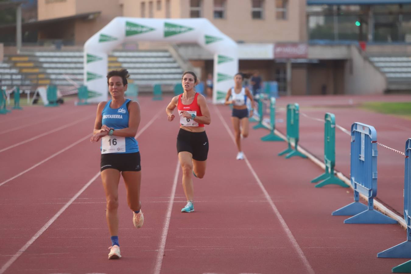 La Carrera de la mujer de Córdoba, en imágenes